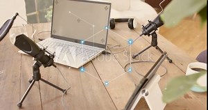 Blue nodes appearing on recording setup connecting with lines pulsing for device mapping