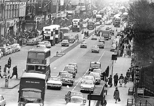 Edinburgh's roads and traffic in the 1950s and 1960s: 25 nostalgic pictures of how it looked in the days before 4x4s, SUVs and electric vehicles