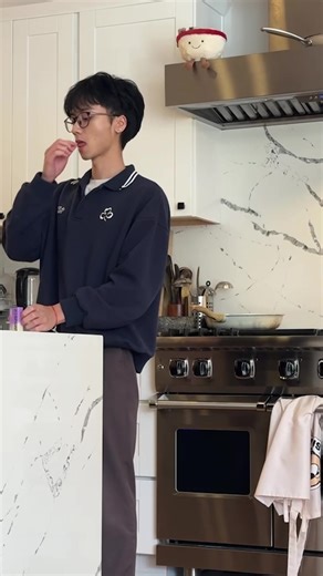 Unexpected Reactions in Genshin Impact Gameplay