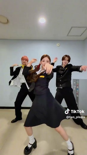 TWS와 신유의 재미있는 게임 시간!