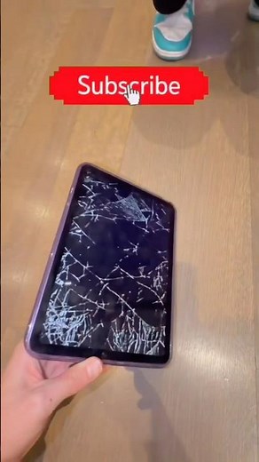 BEE PRANK GOES WRONG…😨🐝