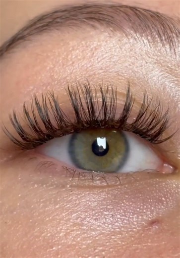 Discover the Ease of Magnetic Eyelashes