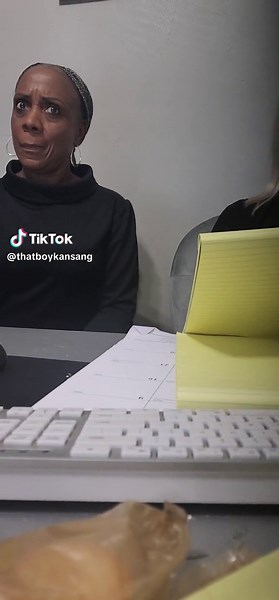 My Mama Hates When I Chew My Gum Loud...lol... I Had To Get Her Reaction... 🤣🤣🤣