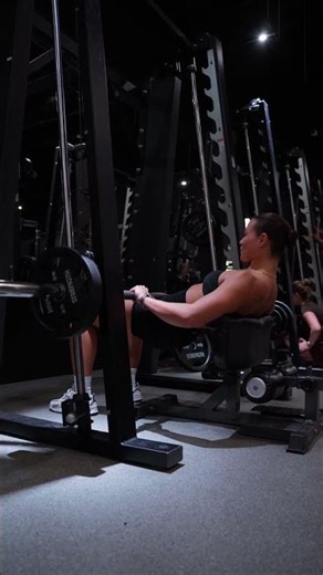 How to Do Smith Machine Hip Thrusts (Beginner Form)