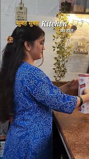 Best Way to Remove Kitchen Grease | Easy Cleaning Hack ft. Pollie Kitchen Cleaner