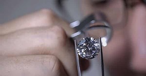 The 4Cs of Diamonds: A Comprehensive Guide   Buying Tips