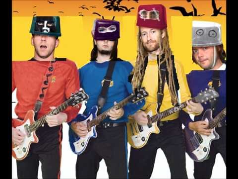 Frenzal Rhomb - Captains Magic Buttons Re-Wiggled
