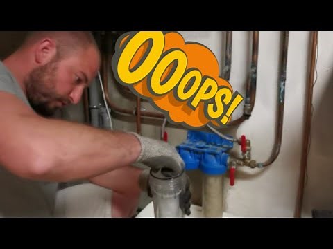 Comment changer le filtre à eaux [TUTO BRICOLAGE]