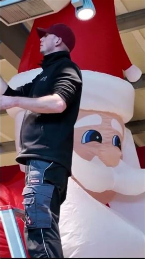 We found a gigantic Santa Claus! #christmas #santa #christmasseason