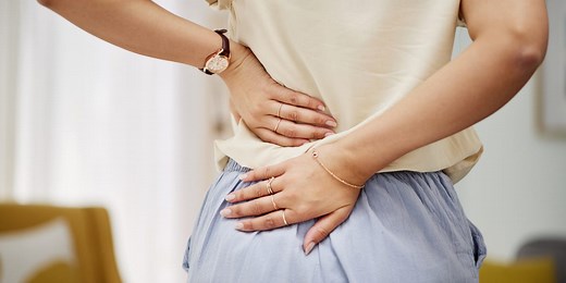 Doctors Say This Is How to Tell the Difference Between Kidney Pain and Back Pain