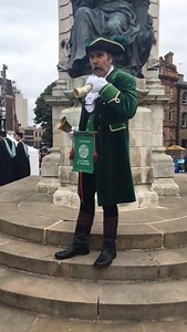 Brilliant - it's coming home! Leave your messages of support for the team below! | Hull Live