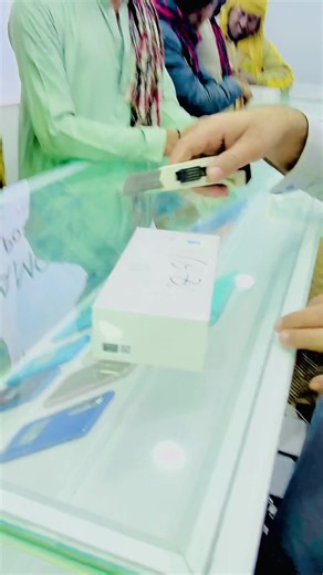 Vivo Y29 New model‼️‼️ Latest and nice branded phone2026 ‼️ 🔵16(8 8)RAM 256gbROM 🔵50MP CAMERA 🔵6500MAH BATTERY 🔵44W FLASH CHARGE 🔵SOFTWAY SNAPDRAGON 685 #vivoy29 #vivo #vivoy800 #vivopakistan #alziamobilesibi @vivo Pakistan