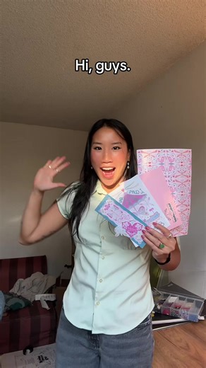 Test prints of February’s rewards! Sign up any time in February to get these pretty butterflies 🦋 #snailmail