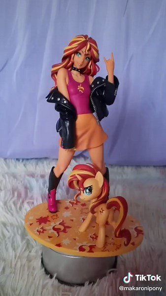 Sunset Shimmer MLP Figure Collection Showcase