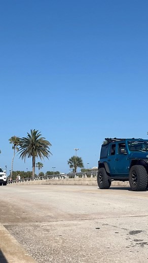 14K views · 792 reactions | MASSIVE turnout today! So much fun to see thousands here at the cruise in! | Jeep Beach | Facebook