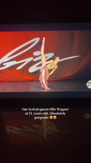 One of the most beautiful dancers ever. #dancer #lyrical #thegreatestshowman #gorgeous #insane