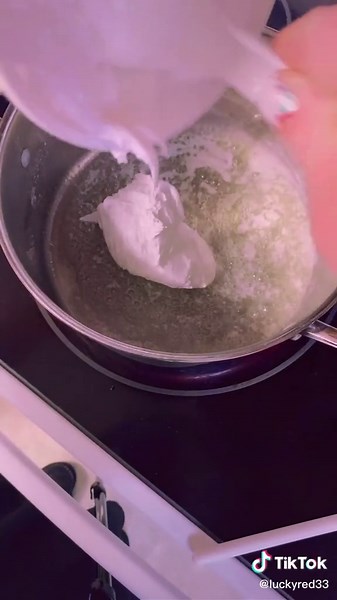 Delicious Rice Krispie Treats with Marshmallow Fluff Recipe