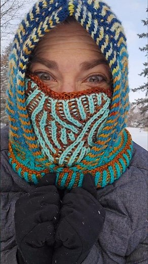 Here's another way to wear Cowltopus and Hoodola — Instant fashionable balaclava!