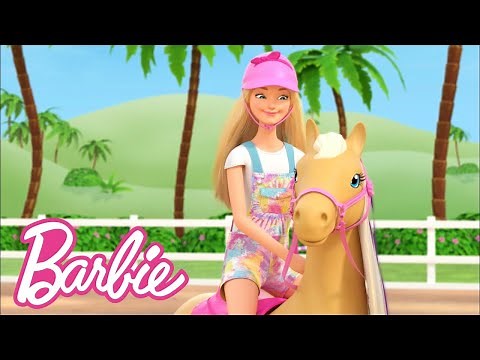 Barbie Français | Barbie se blesse à la jambe pendant l’entraînement équestre !
