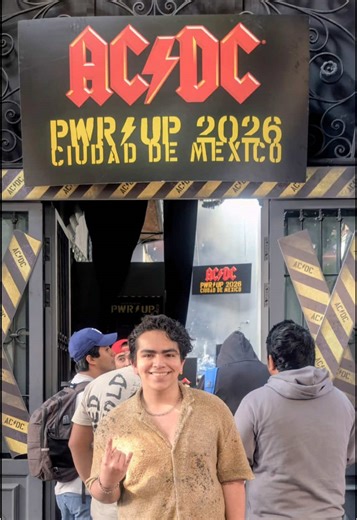 Mini Vlog de la Pop Up Store de @AC/DC en House Of Vans CDMX #fyp #parati #cdmx #acdc #vlog