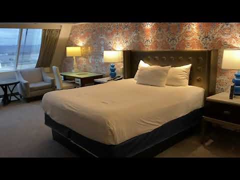 Luxor Pyramid Premier King Room Walk Through