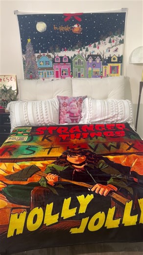 My Hawkins theme bedroom This Stranger Things blanket = perfect sleep atmosphere.#strangerthings #strangerthings5 #blanket #movewithtommyst #highquality