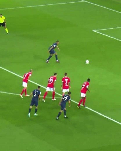 Kylian Mbappé scored his 31st goal for PSG in the Champions League, becoming the club's all-time top scorer in the competition 🥇 | PSG - Paris Saint-Germain