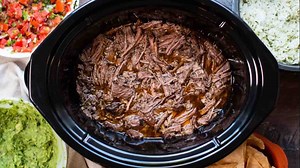 Slow Cooker Copycat Chipotle Barbacoa Recipe