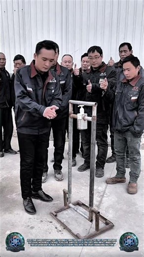 Mechanical Hack: Hands-Free Hand Sanitizer ✨