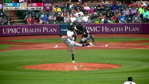 Jace Jung's two-run dinger