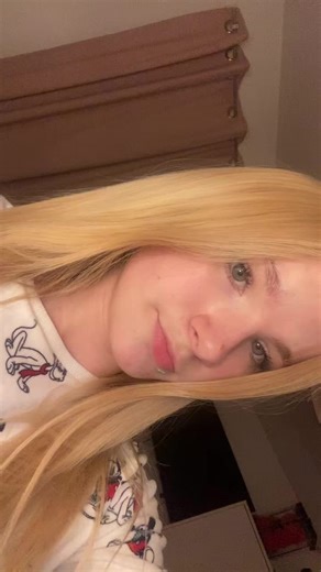 My only good attempt I couldn’t do this with a straight face🫩@𝓈𝒶𝓂𝒶𝓃𝓉𝒶 💐 @𝐍 𝐄 𝐋 𝐋 𝐈 𝐄 ꨄ @pops ‼️ @初恋. 🇦🇴🇨🇩 @freya01..4 @*𝜗𝜚*·𝐡𝐚𝐫𝐥𝐨𝐰 ⋆.ೃ࿔ ˚༊ @n14a00 @‘a💁🏽‍♀️ @❀𝐌𝐚𝐢𝐬𝐢𝐞 𝐉 𝐖❀ @💖💘💝💕💞💓💗 @💜AYAAT💜 @🌹Angel🌹 @🕷️ℒ𝒶𝒾𝓎𝓁𝒶🕷️ @ᴀᴍᴇʟɪᴀღ😼 @𝓑.❦ @Brooke 🤪🍃 @demibrooke🍒 @Daisy 😋 @𝐄𝐛𝐨𝐧𝐲 💕 @𝒍𝒆𝒙❀ @Leena❤️🥰 @𝓁𝒾𝓁𝓁𝓎 ✞ #@Lilly🤍 @gracie🩶✨ @𝐆𝐫𝐚𝐜𝐢𝐞 💕 @emmmaaa @𝐤𝐲𝐫𝐚 ‘ 🧞‍♀️ @pip.healdxx @ℒ🎀 @Kayla 💙 #fyp #lipsync #blondegirl