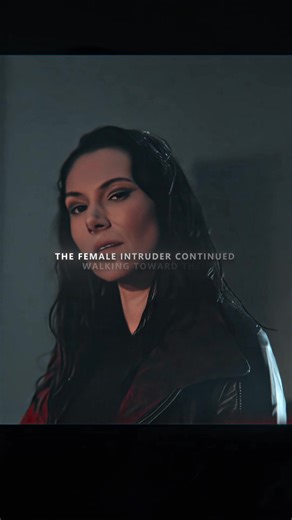 When a woman finds an intruder, she fights with him.#fyp #movie #foryou #films