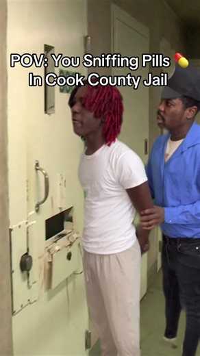 POV: You Sniffing Pills 💊 In Cook County Jail😭 #shamontsofunny #fypシ゚ #jail #comedy #funny
