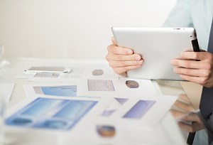 Jak zrobić analizę SWOT dla placówki medycznej?