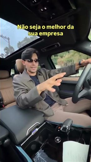 O seu negócio parou de crescer porque você ainda se orgulha de ser o melhor jogador do time.