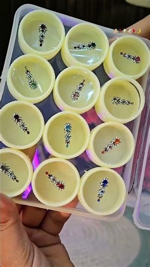 trending bindi fancy gold multicolour#trendingshorts #meesho#smartphone#bindi #yoytubeshorts #viral