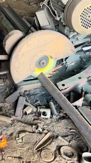 Cutting angle with hand cutter 6#manufacturinglatheprocess #automobile #machine #manufacturingvideo