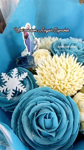 #reinedesneiges #disneylandparis #disneyfrozen #angiescupcakes77 #cupcakesreinedesneiges
