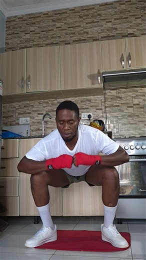 HOME ROUTINE SQUATS 😌