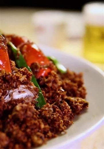 Bizarre Foods: Delicious Destinations S01:E13 - Hong Kong