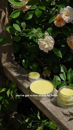 3 Ingredient Homemade Beeswax Lip Balm