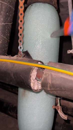 🌬️🌀 #curedinplacepipe #cipp #epoxy #pipelining