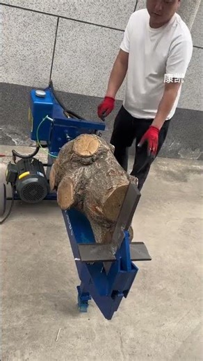 The large and hard scarred wood that is difficult to split by hand can be split in half in