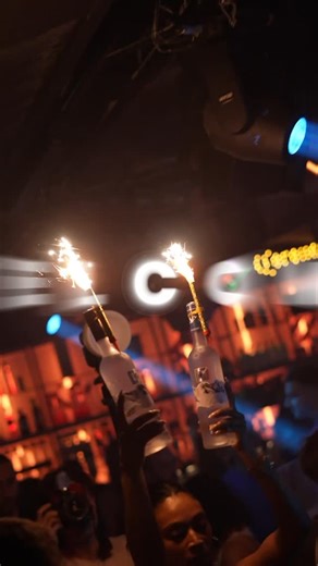 Welcome to Live Club. Where the lights hit different, the nights go later, and every day has its own vibe. WEDNESDAY — Free entry all night • Bottles from €70 • Shots from €3 THURSDAY — Free entry before 12 AM • Bottles from €70 FRIDAY — Free entry before 12 AM • 1 free drink for girls before 12 AM SATURDAY — Free entry before 12 AM This is Live Club. Your week. Your rhythm. See you on the dancefloor. ⸻ 🇫🇷 Bienvenue au Live Club. Là où les lumières changent tout, où les nuits durent plus longt