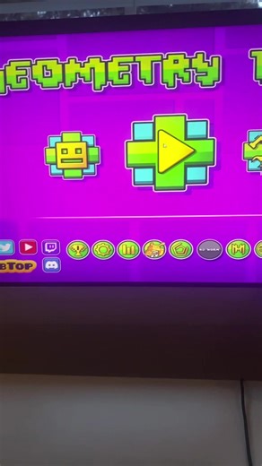 Also you gotta click unlock fps and change it to about 10k #geode #hack #fyp #boost #fps