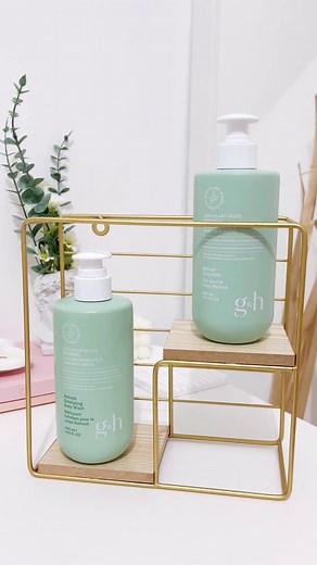Meet your new skin refreshing duo: g&h Refresh Exfoliating Body Wash Body Milk! 😌 One exfoliates for clear, bright skin and the other gives a burst of hydration (up to 48 hours!). Both offer the plant based goodness of Bamboo Complex Water, Olive Oil-Derived Ceramide, and Nutrilite-grown Green Acerola. 📸 Hillary Montero #Amway #AmwayLife | Amway