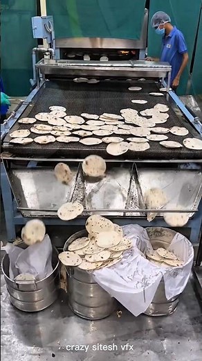 How Roti Is Made in a Hotel Kitchen! 🍞🔥