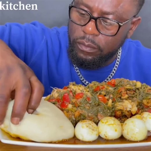 Eating 10,000 Calories in 5 minutes 😱 Extremely Spicy Vegetables Soup, 6 Boiled Eggs and Tilapia Fish with Pounded Yam Food Challenge Asmr Edition #speedeating #foodchallenge #asmr #nigeriafood #asmrsounds #poundedyam #fufu #fufuchallenge