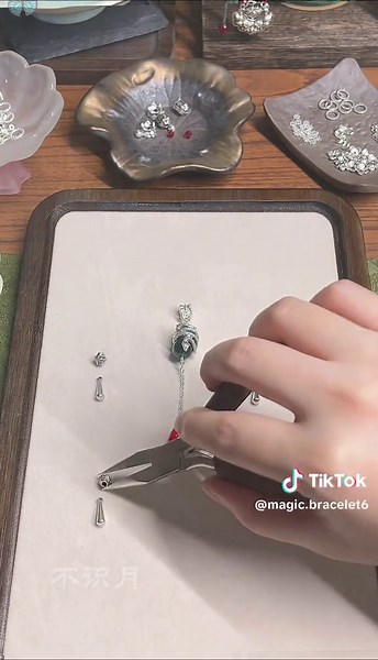 magic bracelet on TikTok