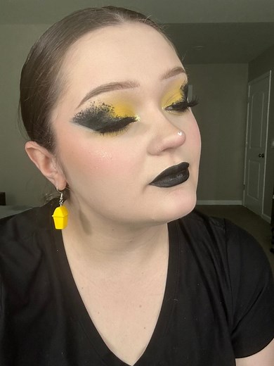 tell me i don't need my septum pierced again #piercings #piercingtour #grwm #storytime | linsmakeuplooks